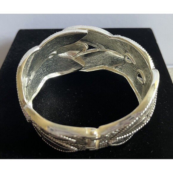 Rhinestone Pewter Leaf Design Hinged Cuff Bracelet 1.5" Wide - Picture 7 of 10